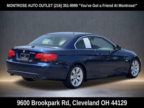 Used 2011 BMW 335i Convertible image 7
