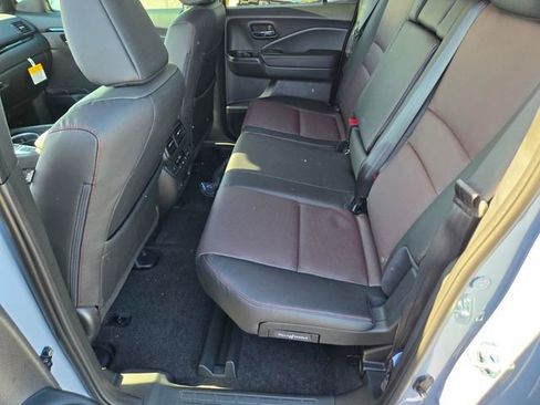 New 2026 Honda Ridgeline Black Edition image 8