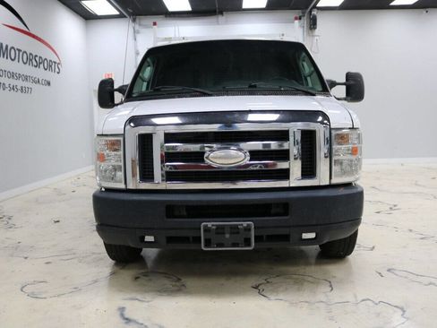 Used 2014 Ford E-150 and Econoline 150 w/ Power Group image 10