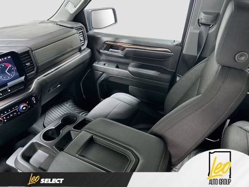 Used 2024 GMC Sierra 1500 Elevation AWD/4WD image 26