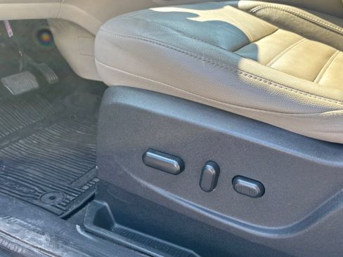 Used 2018 Ford Escape SEL AWD/4WD image 8