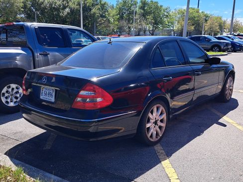 Used 2006 Mercedes-Benz E 350 Sedan image 4