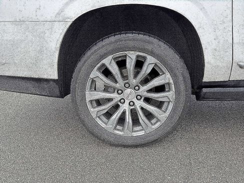 Used 2021 GMC Yukon XL Denali w/ Denali Ultimate Package image 25