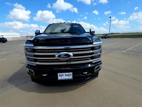 Used 2024 Ford F250 Limited w/ FX4 Off-Road Package AWD/4WD image 3