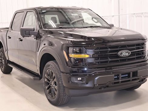 New 2026 Ford F150 XLT w/ Equipment Group 302A MID AWD/4WD image 3