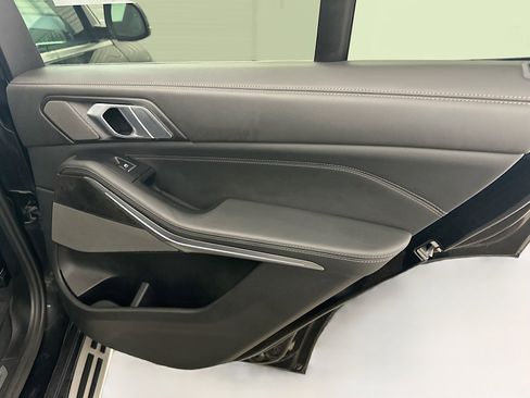 Used 2024 BMW X5 xDrive40i image 33