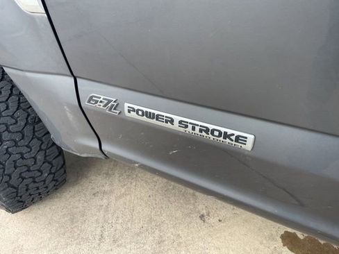 Used 2022 Ford F250 Lariat w/ Lariat Ultimate Package image 5