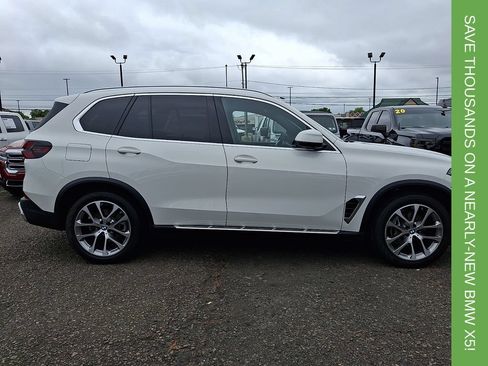 Used 2026 BMW X5 xDrive40i AWD/4WD image 7