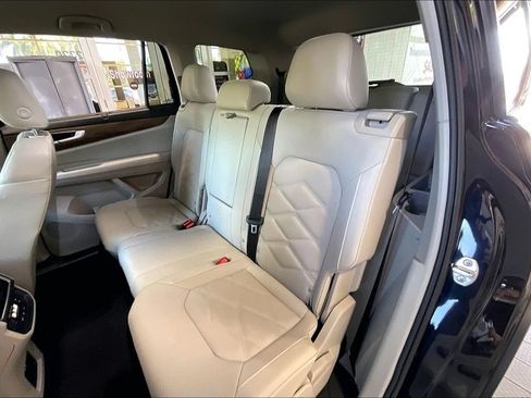 Used 2026 Volkswagen Atlas SE AWD/4WD image 14