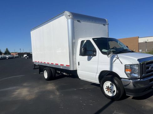 New 2024 Ford E-450 and Econoline 450 Super Duty w/ Power Windows & Locks Group image 11