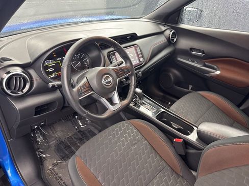 Used 2024 Nissan Kicks SR image 8