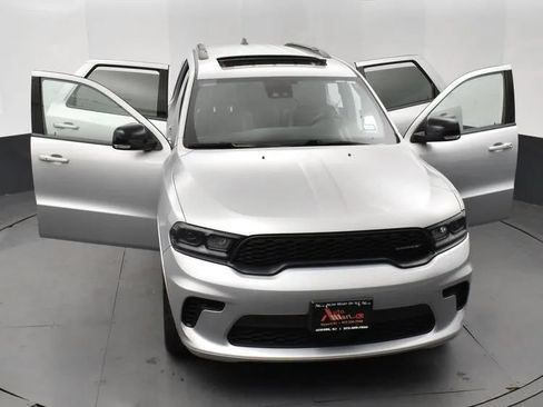 Used 2024 Dodge Durango GT AWD/4WD image 10
