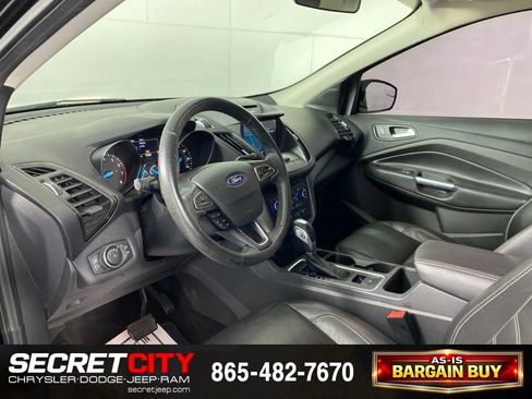 Used 2018 Ford Escape SEL FWD image 11