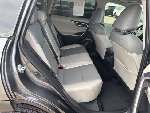 Used 2025 Toyota RAV4 Limited image 10