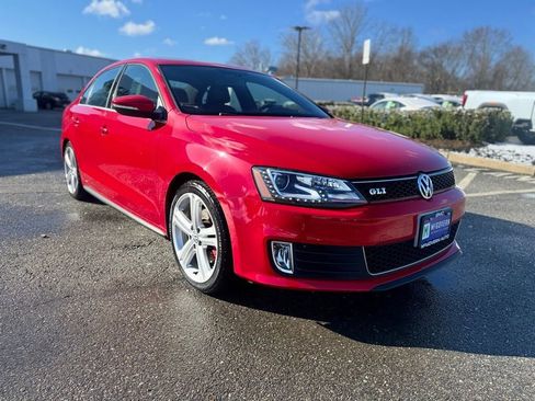 Used 2015 Volkswagen Jetta GLI SEL FWD image 9