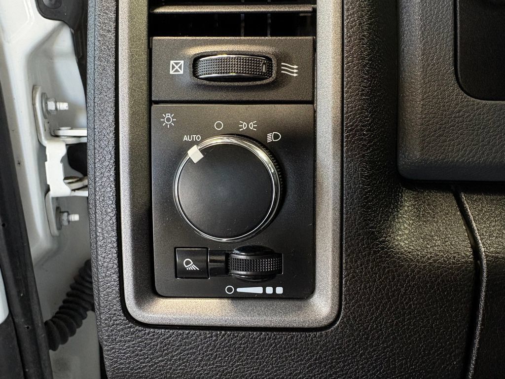 Used 2019 RAM 1500 ST w/ SXT Appearance Group AWD/4WD image 22