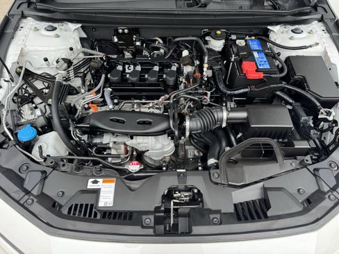 Used 2024 Honda Accord EX image 31
