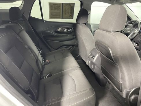 Used 2024 GMC Terrain SLE image 15