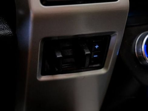 Used 2020 Ford F250 Lariat AWD/4WD image 32