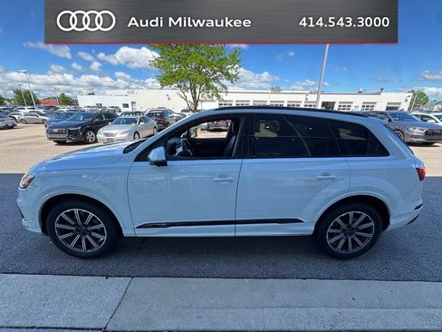 Used 2023 Audi Q7 2.0T Premium Plus w/ Premium Plus Package AWD/4WD image 6