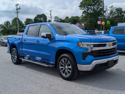 New 2025 Chevrolet Silverado 1500 LT w/ Safety Package image 3