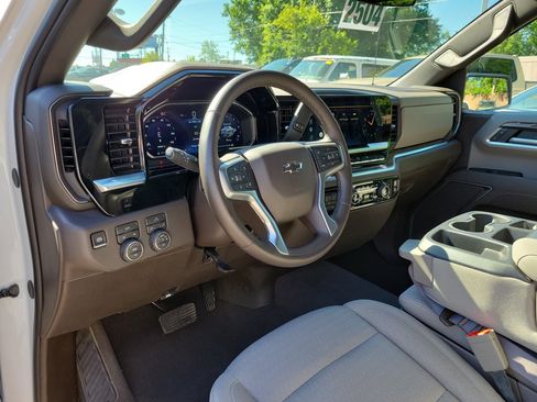 Used 2026 Chevrolet Silverado 1500 RST AWD/4WD image 22