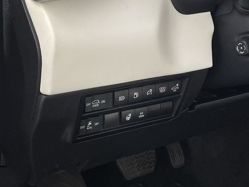 Used 2023 Toyota Sequoia Capstone AWD/4WD image 13