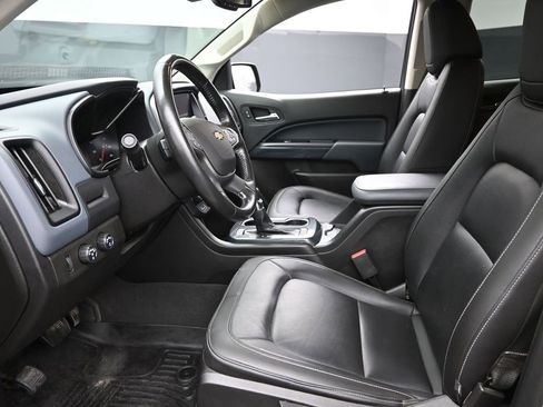 Used 2022 Chevrolet Colorado Z71 w/ Safety Package image 14