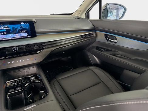Certified 2025 Nissan Murano SL AWD/4WD image 26