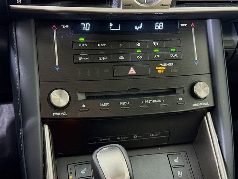 Used 2018 Lexus IS 300 AWD w/ Premium Package image 8