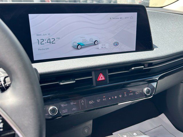 Certified 2024 Kia EV6 Wind RWD image 18