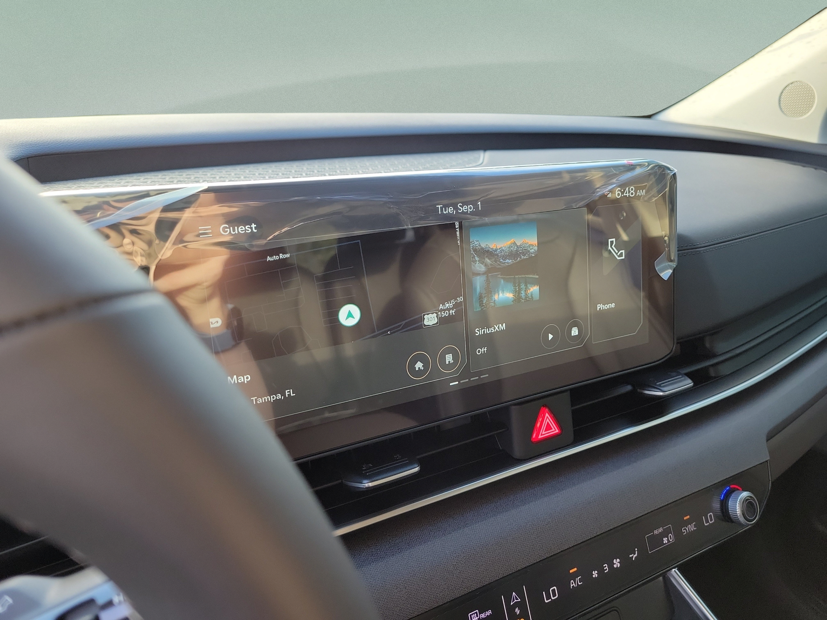 New 2027 Kia Carnival EX FWD image 17