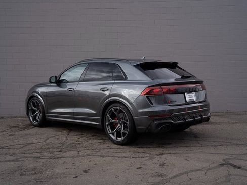 New 2026 Audi RS Q8 performance image 4