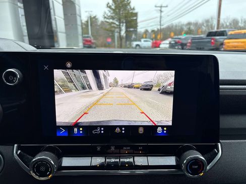 Certified 2024 Chevrolet Colorado Trail Boss w/ Technology Package image 22