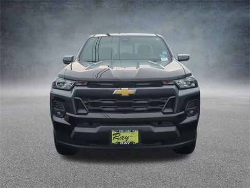 Certified 2024 Chevrolet Colorado LT w/ LT Convenience Package II image 4