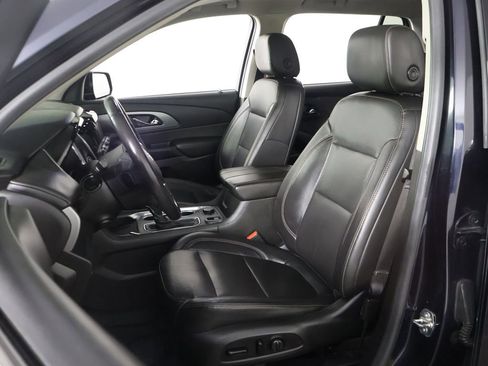 Used 2020 Chevrolet Traverse Premier AWD/4WD image 35