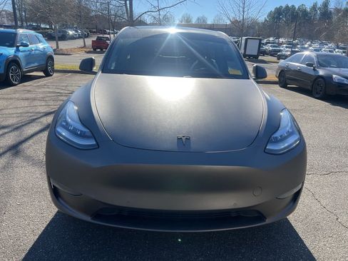 Used 2021 Tesla Model Y Long Range image 2