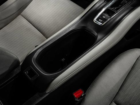 Used 2016 Honda HR-V LX image 25