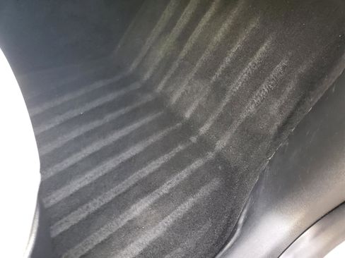 Used 2021 Tesla Model Y Long Range image 48