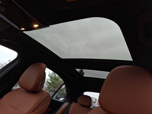 Used 2023 Mercedes-Benz C 300 C 300 image 10