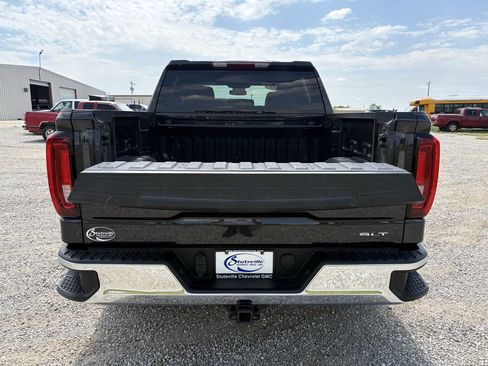 Used 2025 GMC Sierra 1500 SLT AWD/4WD image 22