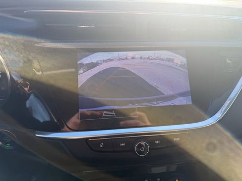 Used 2022 Buick Encore GX Preferred w/ Cold Weather Comfort Package image 13