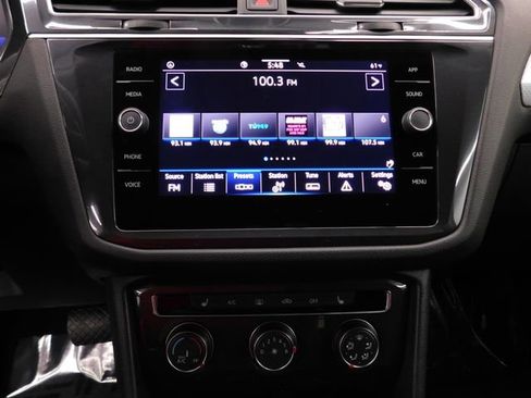 Used 2024 Volkswagen Tiguan S image 37