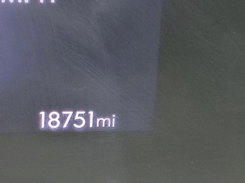 Used 2025 Buick Encore GX Preferred image 2