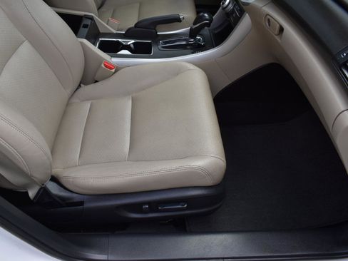 Used 2015 Honda Accord EX-L image 32