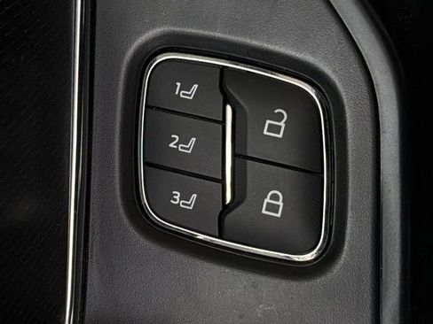 Used 2021 Ford F150 Raptor w/ Equipment Group 801A High AWD/4WD image 28