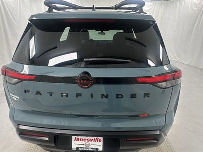 New 2026 Nissan Pathfinder SV