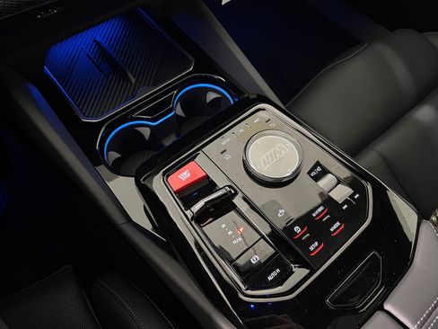 New 2026 BMW M5 w/ Executive Package image 18