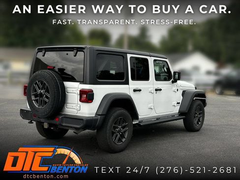 Used 2025 Jeep Wrangler Unlimited Sport AWD/4WD image 5