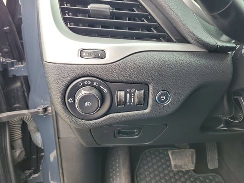 Used 2016 Jeep Cherokee Trailhawk w/ Comfort/Convenience Group AWD/4WD image 18